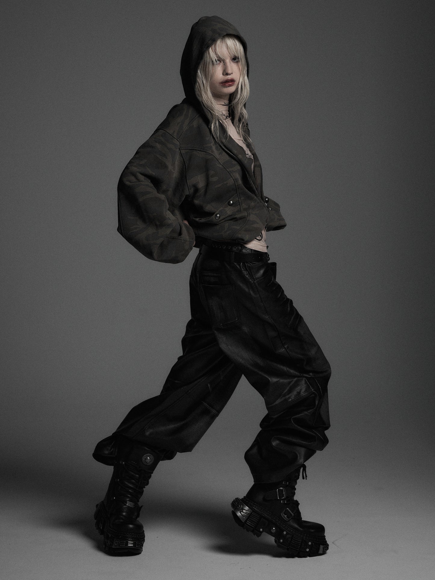 【ROSEN KREUZ】VINTAGE LEATHER WASHED PANTS