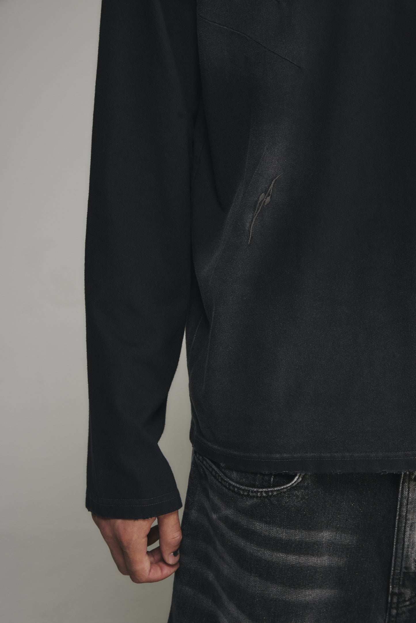 【BLR BLUER】Destroyed Bleached Long sleeve