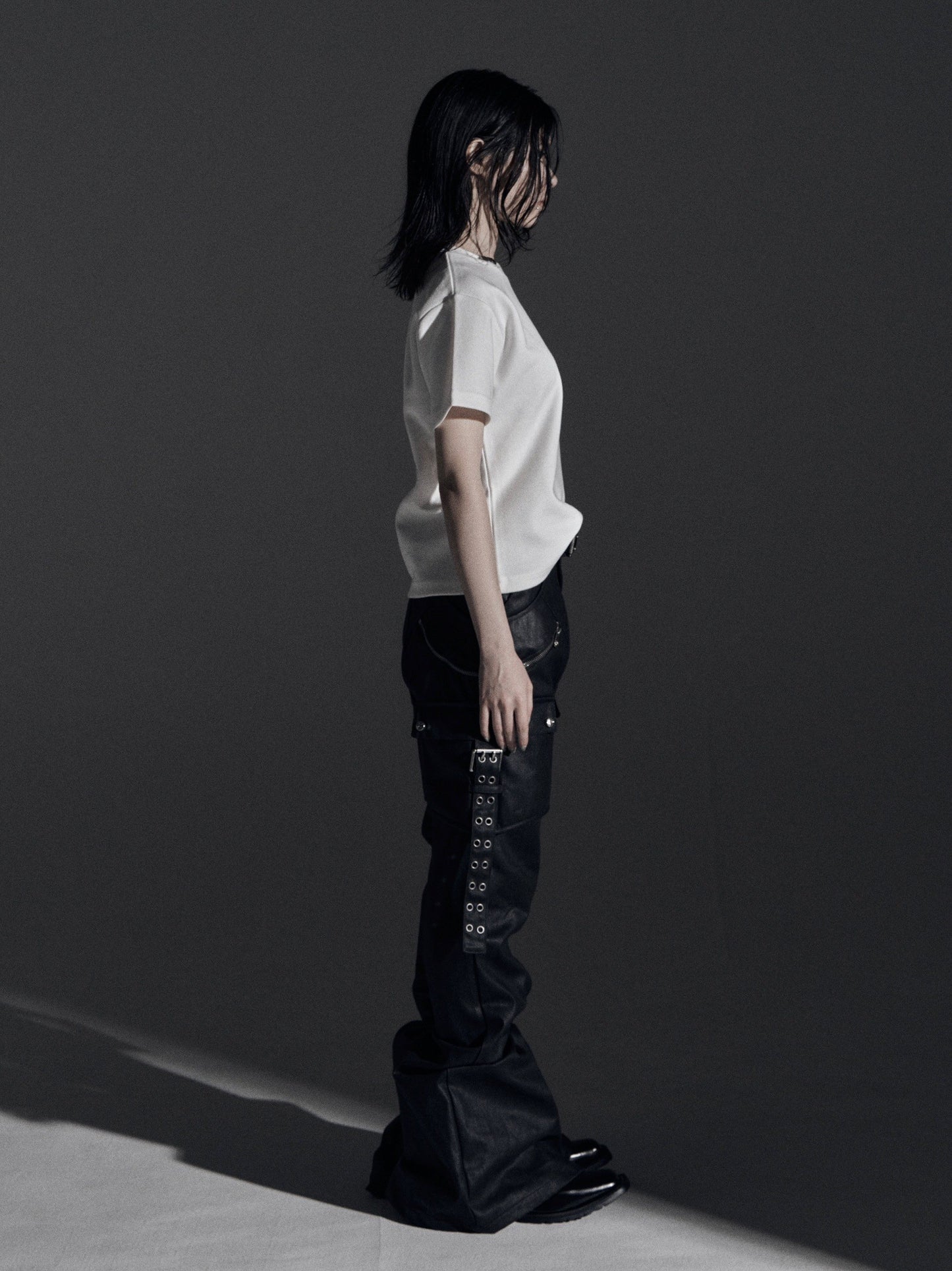 【ROSEN KREUZ】SIDE BELT DOCKING FLARE PANTS (Coating)