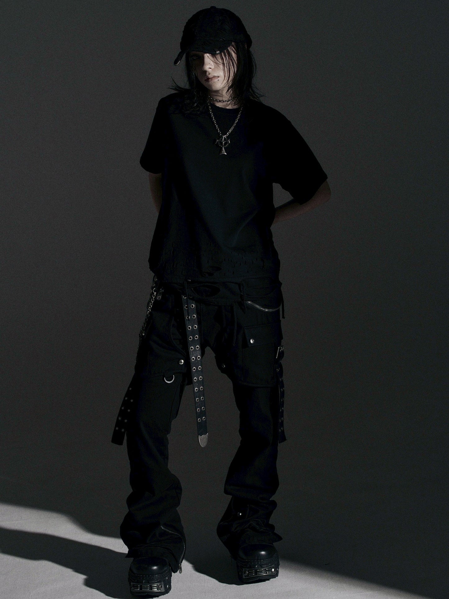 【ROSEN KREUZ】BOXY FIT LAYERED DAMAGE TEE (Black)
