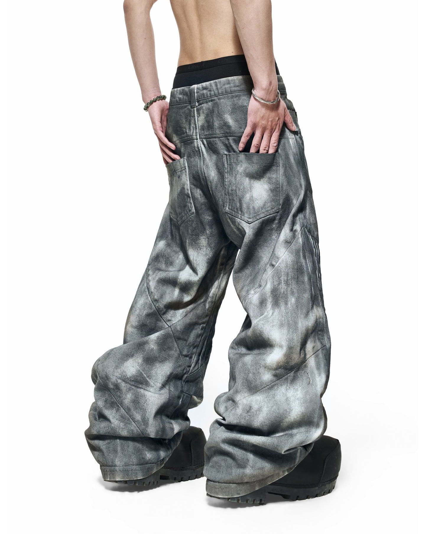 【RICH】Dust Wash White Pants