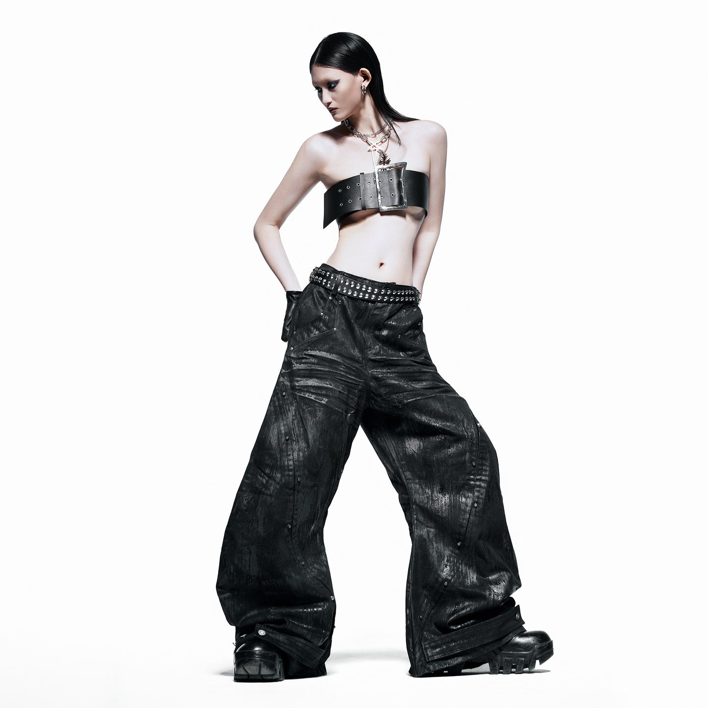 【RICH】Black Waxed S-Wide Pants