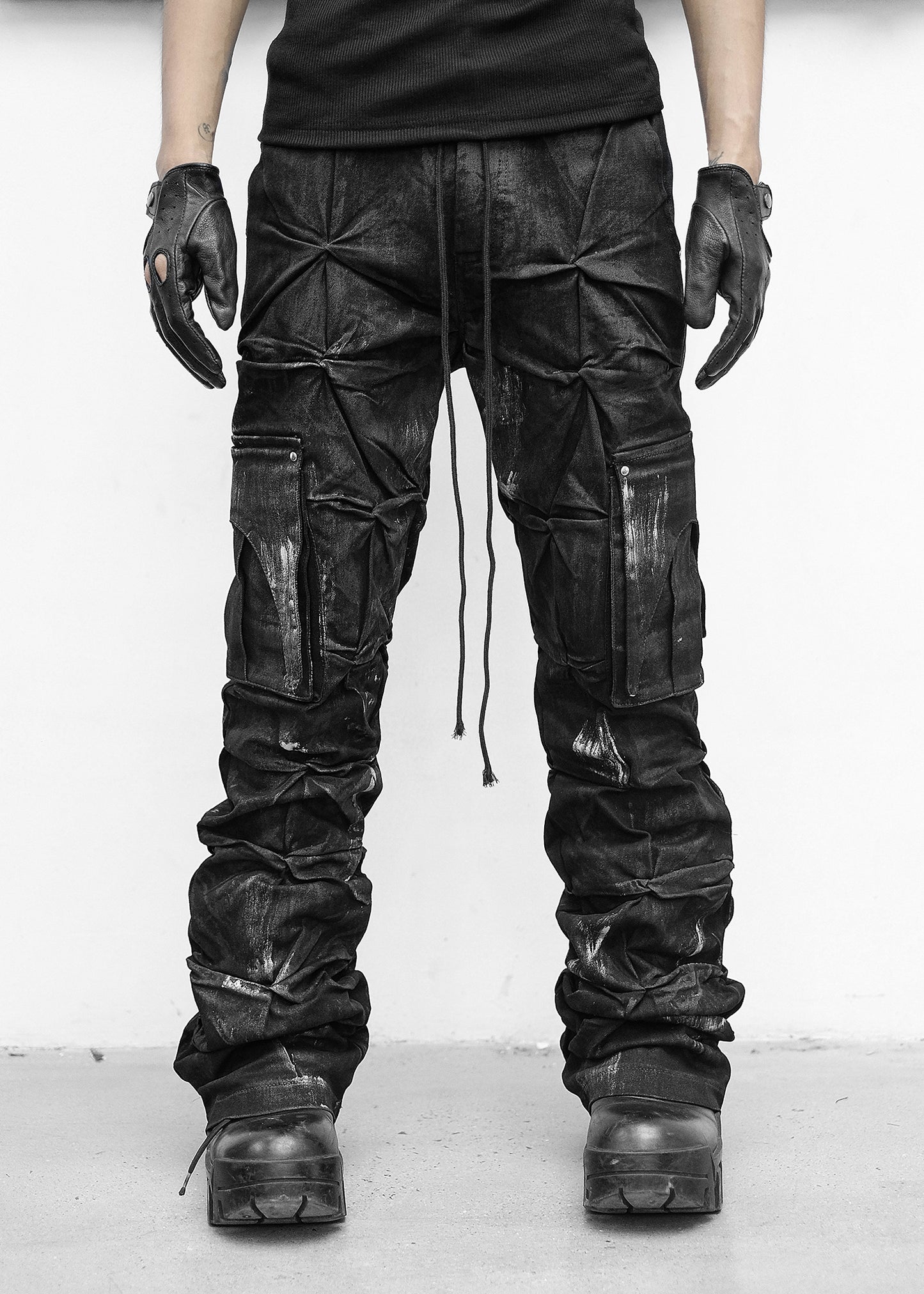 【RICH】Black Waxed Expansion Pants