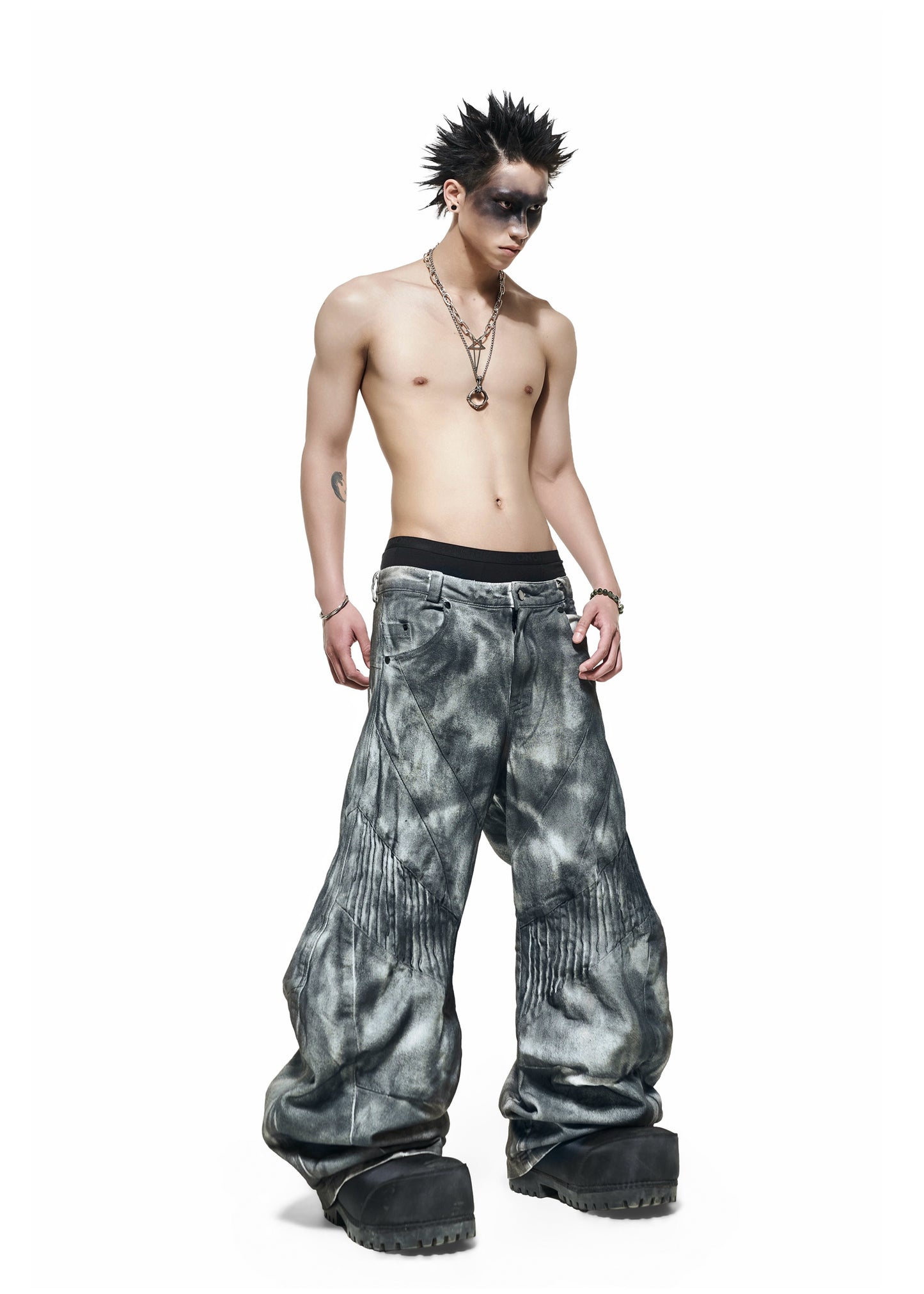 【RICH】Dust Wash White Pants