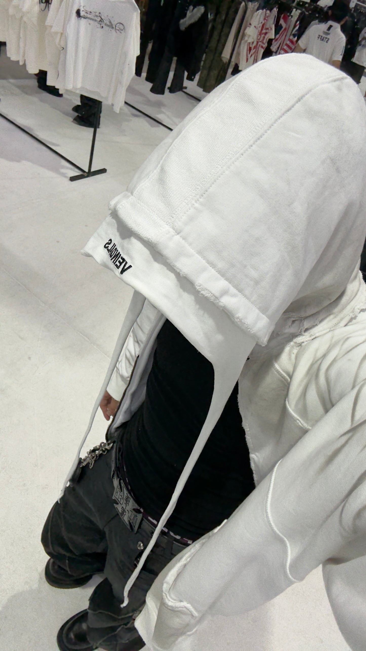 【VEINDALS】DISTRESSED ZIP UP HOODIE