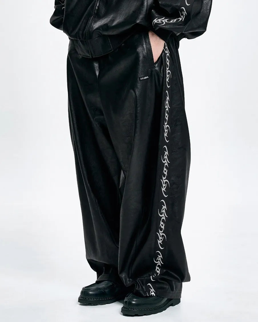 【AJOBYAJO】VEGAN LEATHER ONE TUCK PANTS