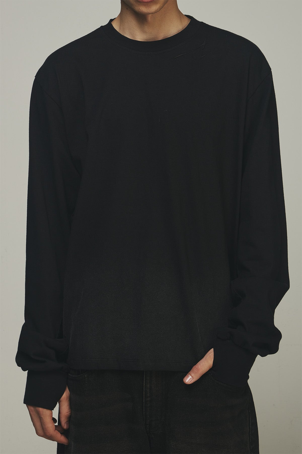【BLR BLUER】Destroyed Back Gradation Washing Long Sleeve