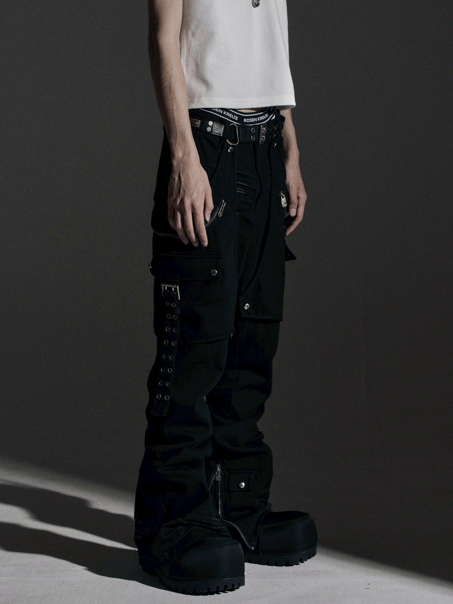 【ROSEN KREUZ】SIDE BELT DOCKING FLARE PANTS (Denim)