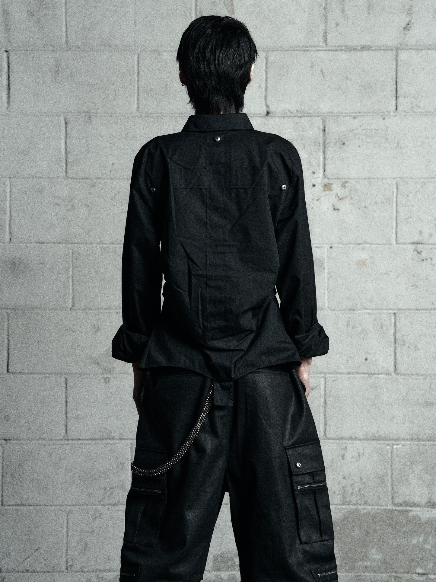 【ROSEN KREUZ】BACK CROSS CROPPED SHIRT BLACK