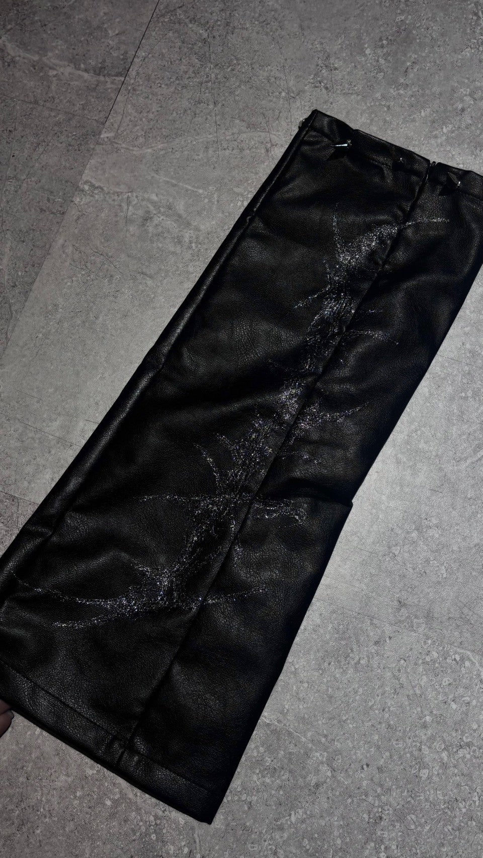 【XIVX】HANDPAINTED GOTHIC LEG COVER