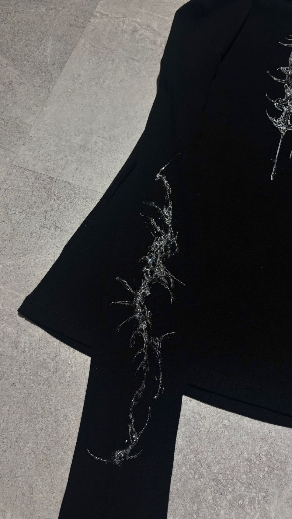 【XIVX】HANDPAINTED "DEVIL SIGNAL" LONG SLEEVE