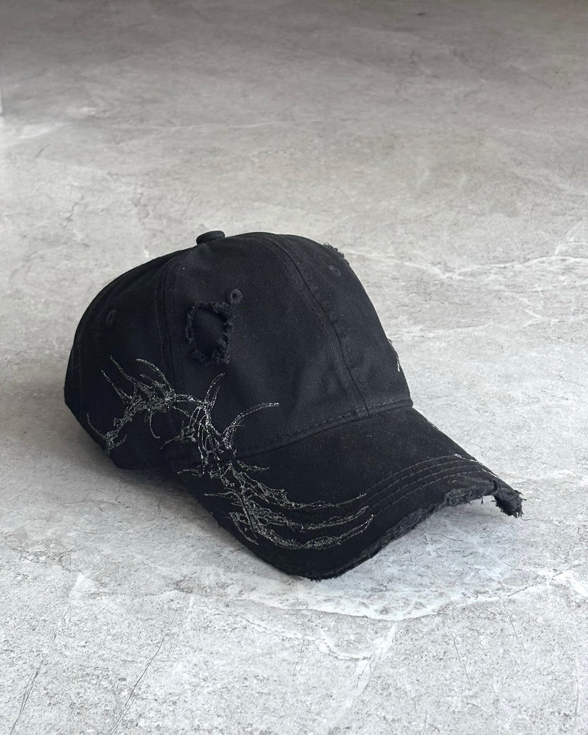 【XIVX】HANDMADE 1 OF 1 PAINTING DESTROYED CAP No.006