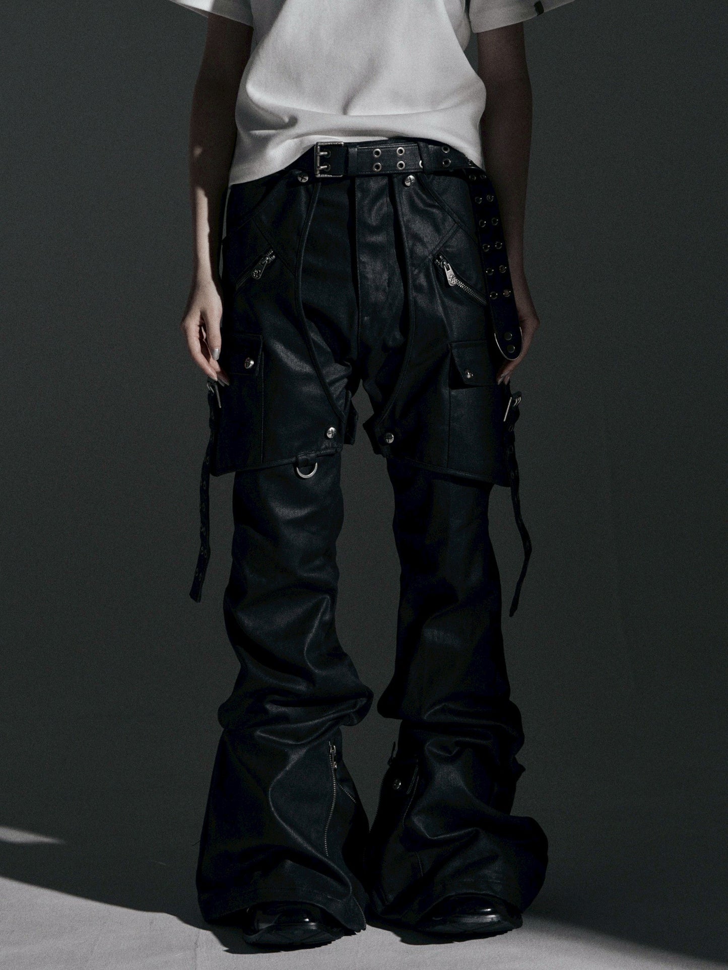 【ROSEN KREUZ】SIDE BELT DOCKING FLARE PANTS (Coating)