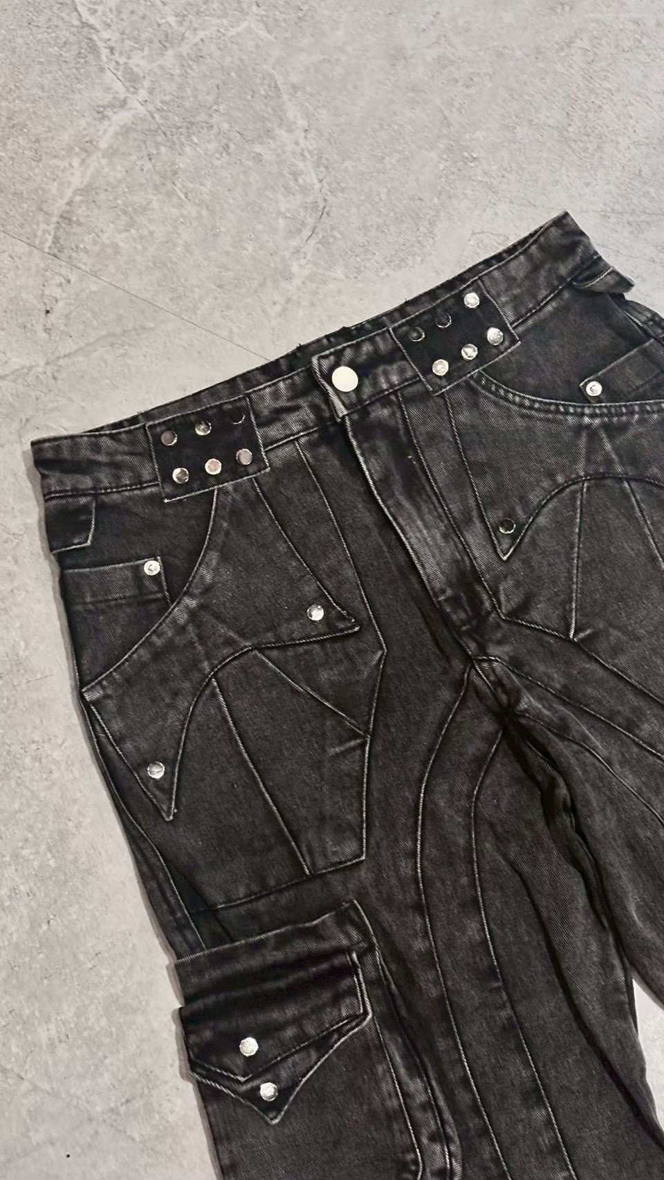 【RICH】Grey Wash Cargo Flare Pants