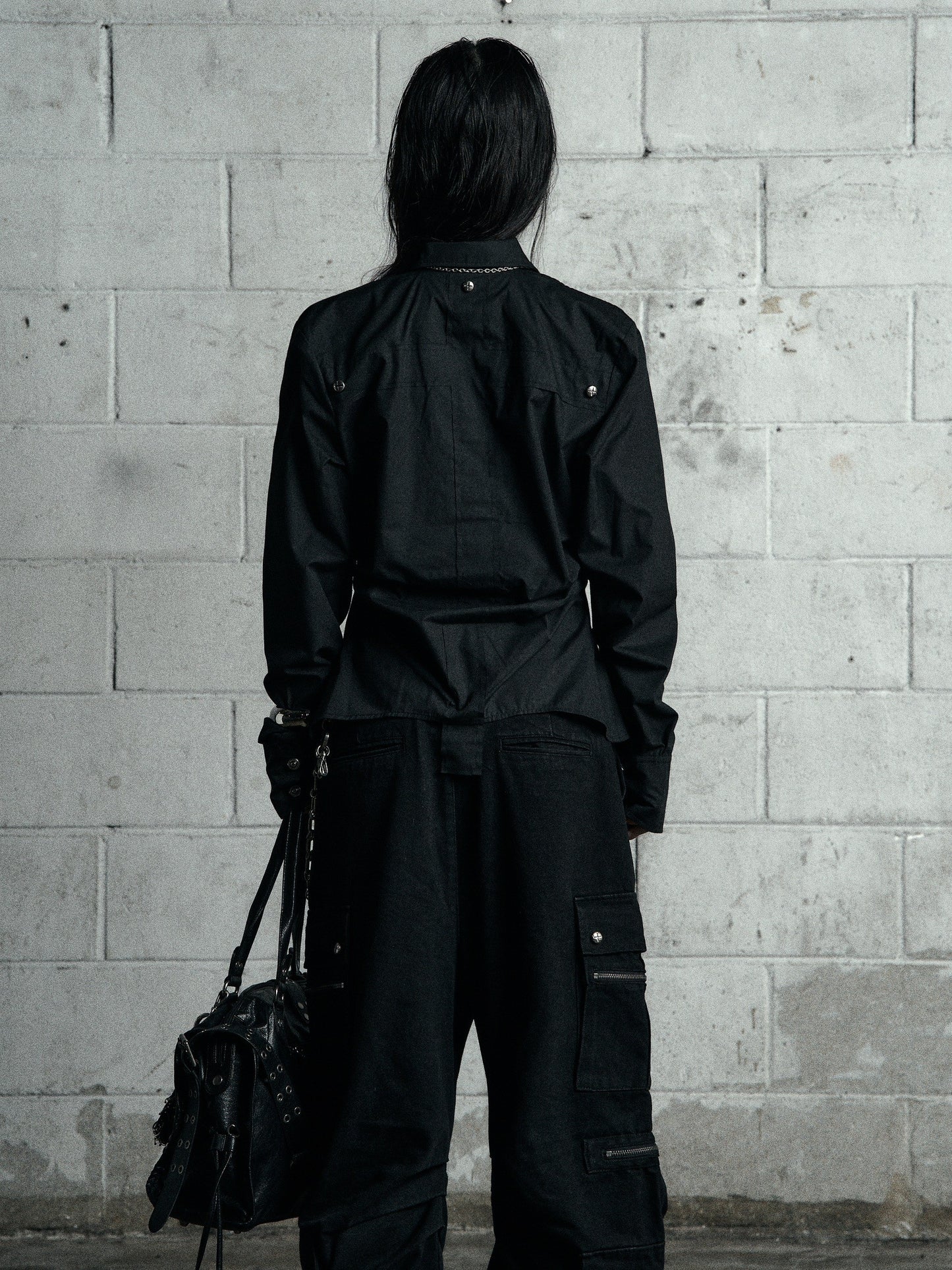 【ROSEN KREUZ】BACK CROSS CROPPED SHIRT BLACK