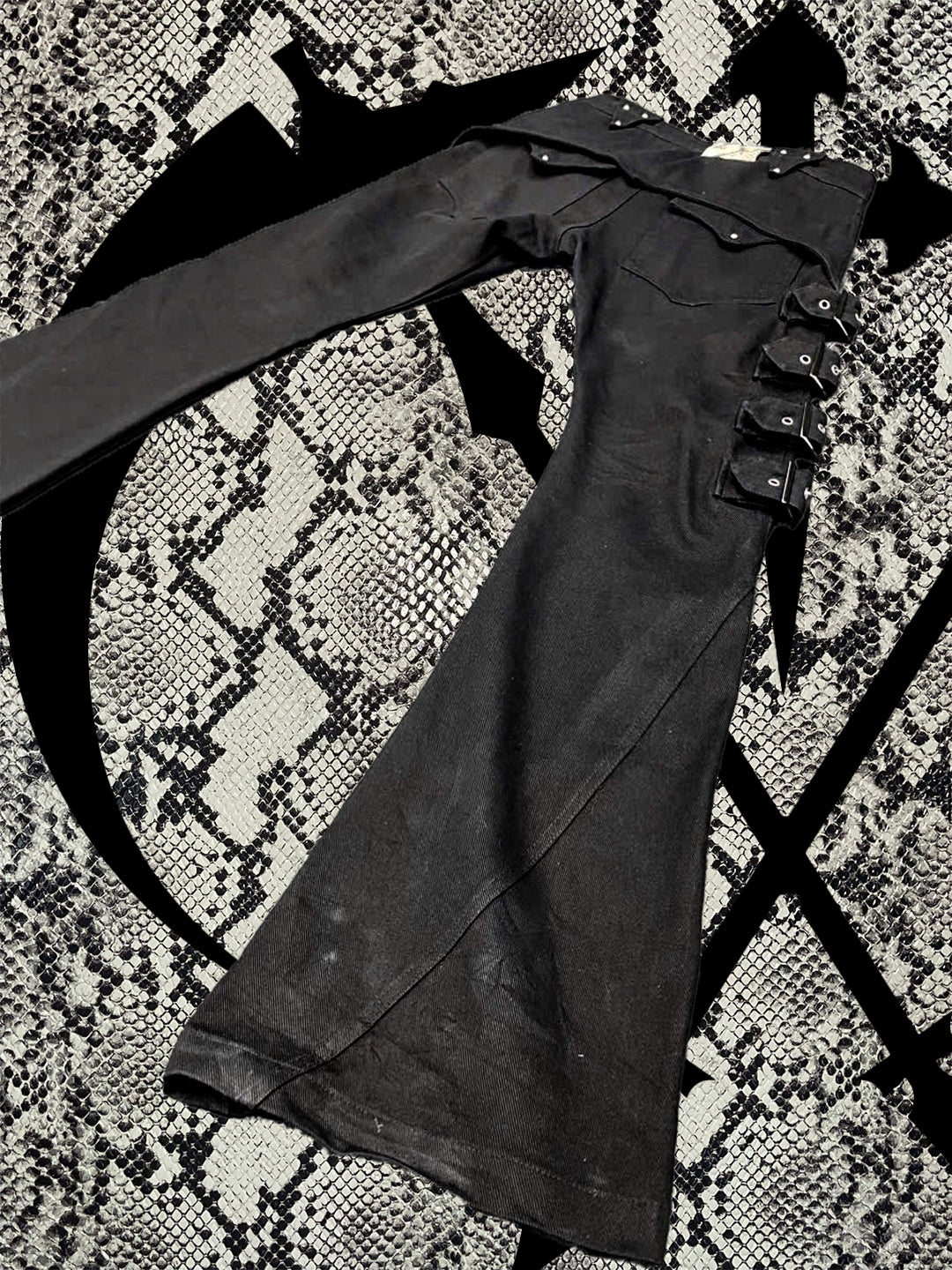 【VILLEIMENT】"SHROUDED STEP" FLARED JEANS