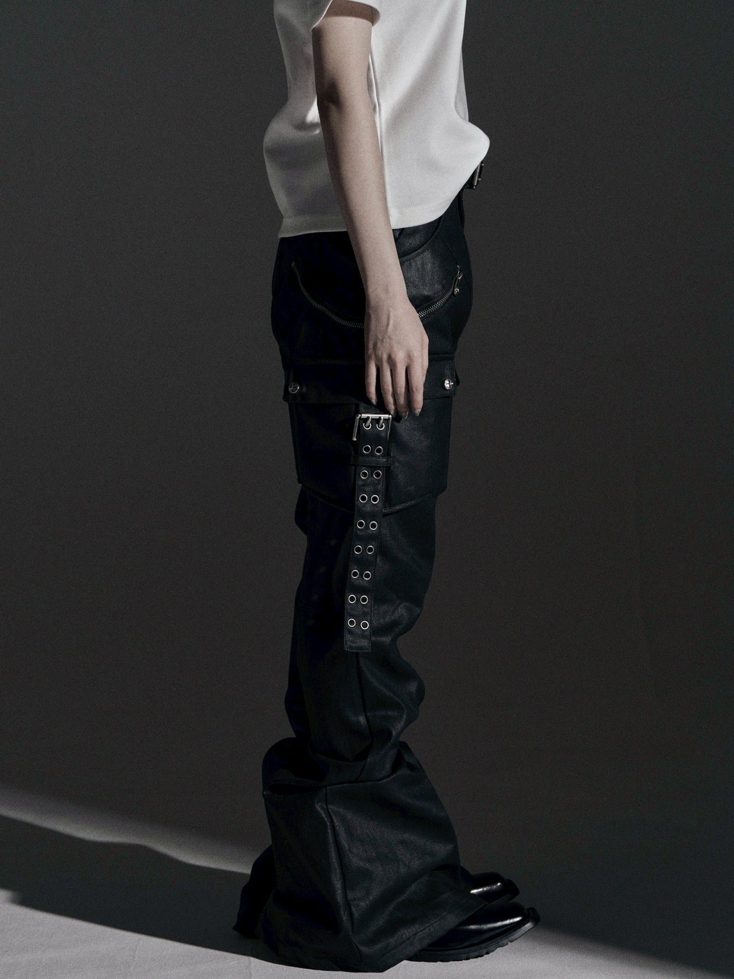 【ROSEN KREUZ】SIDE BELT DOCKING FLARE PANTS (Coating)