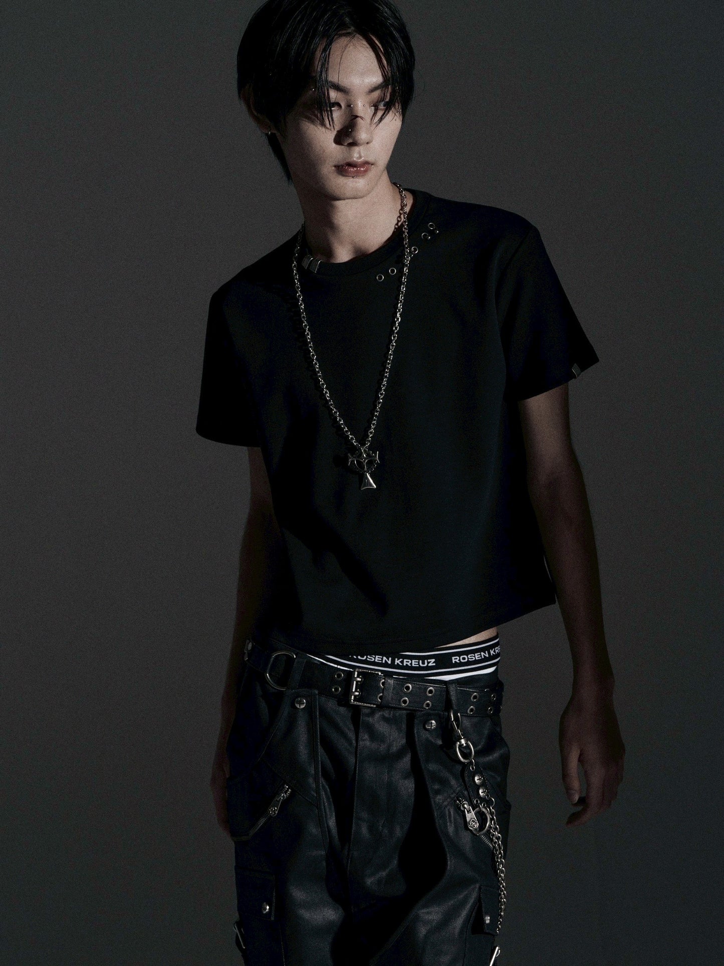 【ROSEN KREUZ】TIGHT FIT PIERCE CUSTOM TEE (Black)
