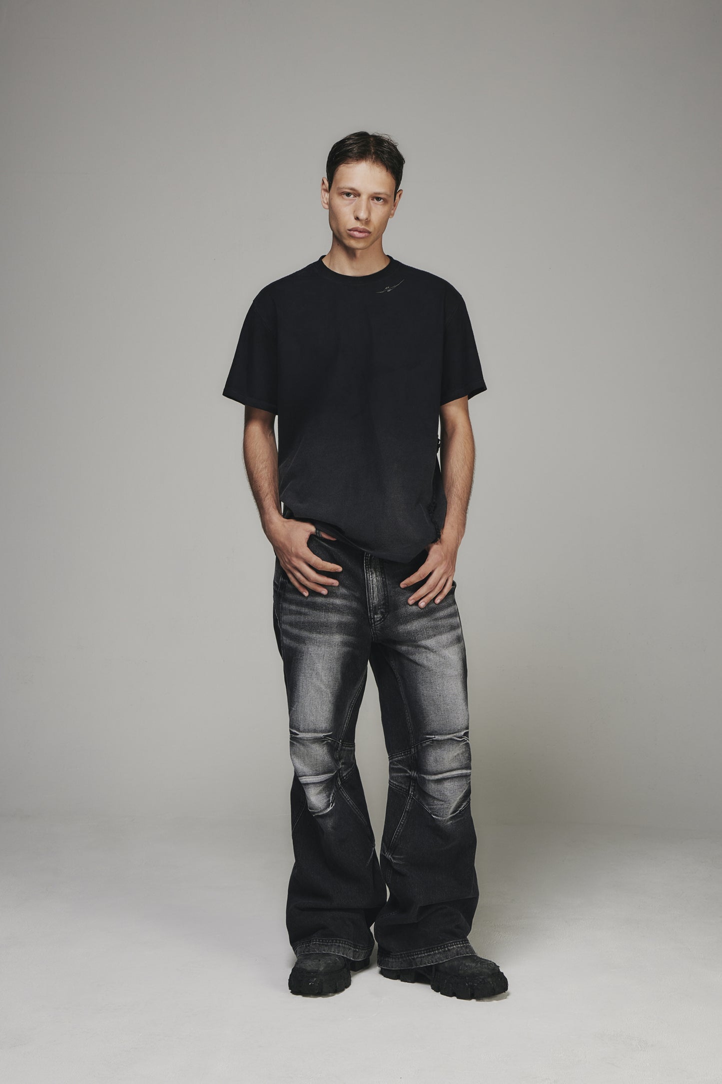 【BLR BLUER】Gradation Washed Short