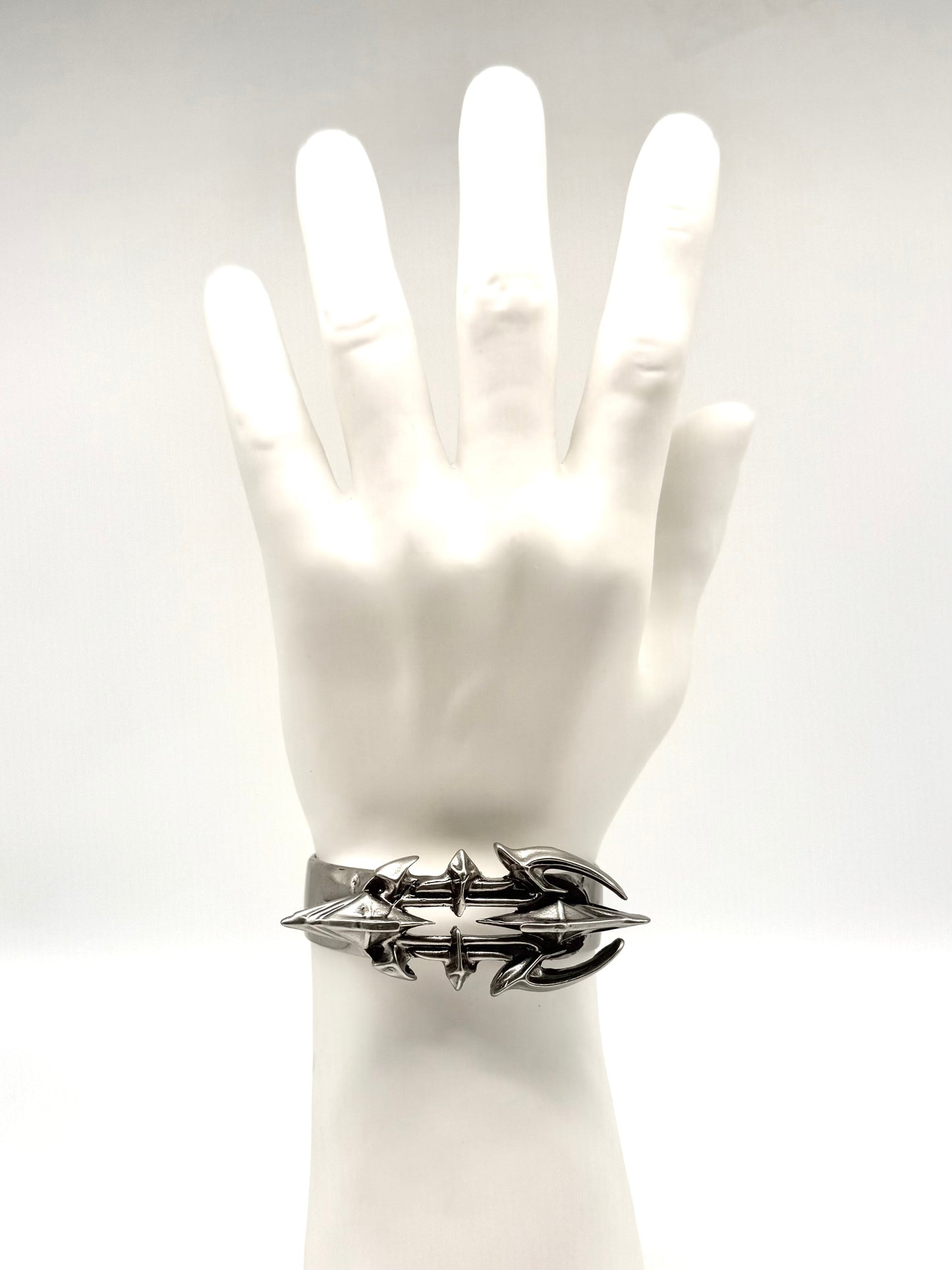 【IIIMIII】RottenMetal one piece Bracelet