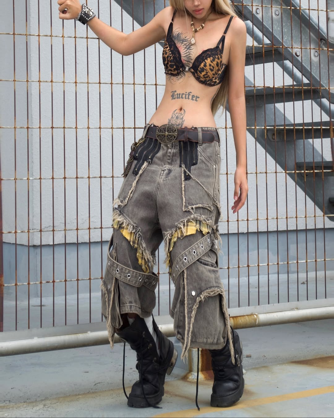 【NUMB ATELIER】PYRITE 3 QUARTER SHORT PANTS
