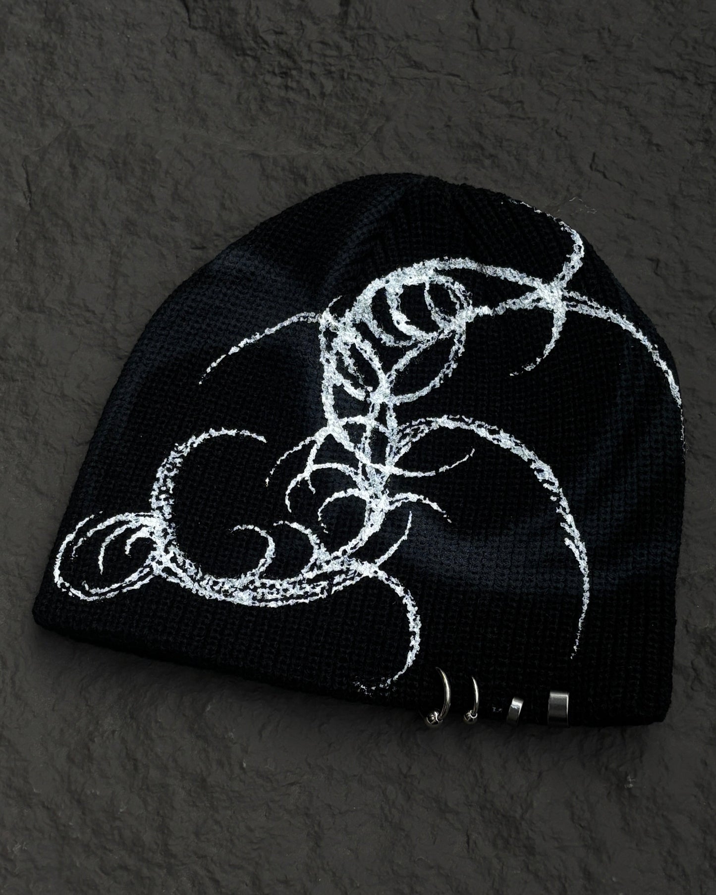 【17.DHC】 1 OF 1 HANDPAINTED BEANIE 007