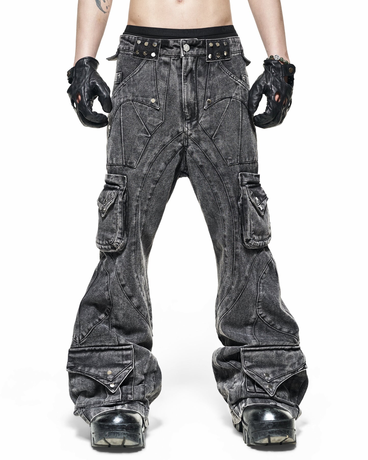 【RICH】Grey Wash Cargo Flare Pants