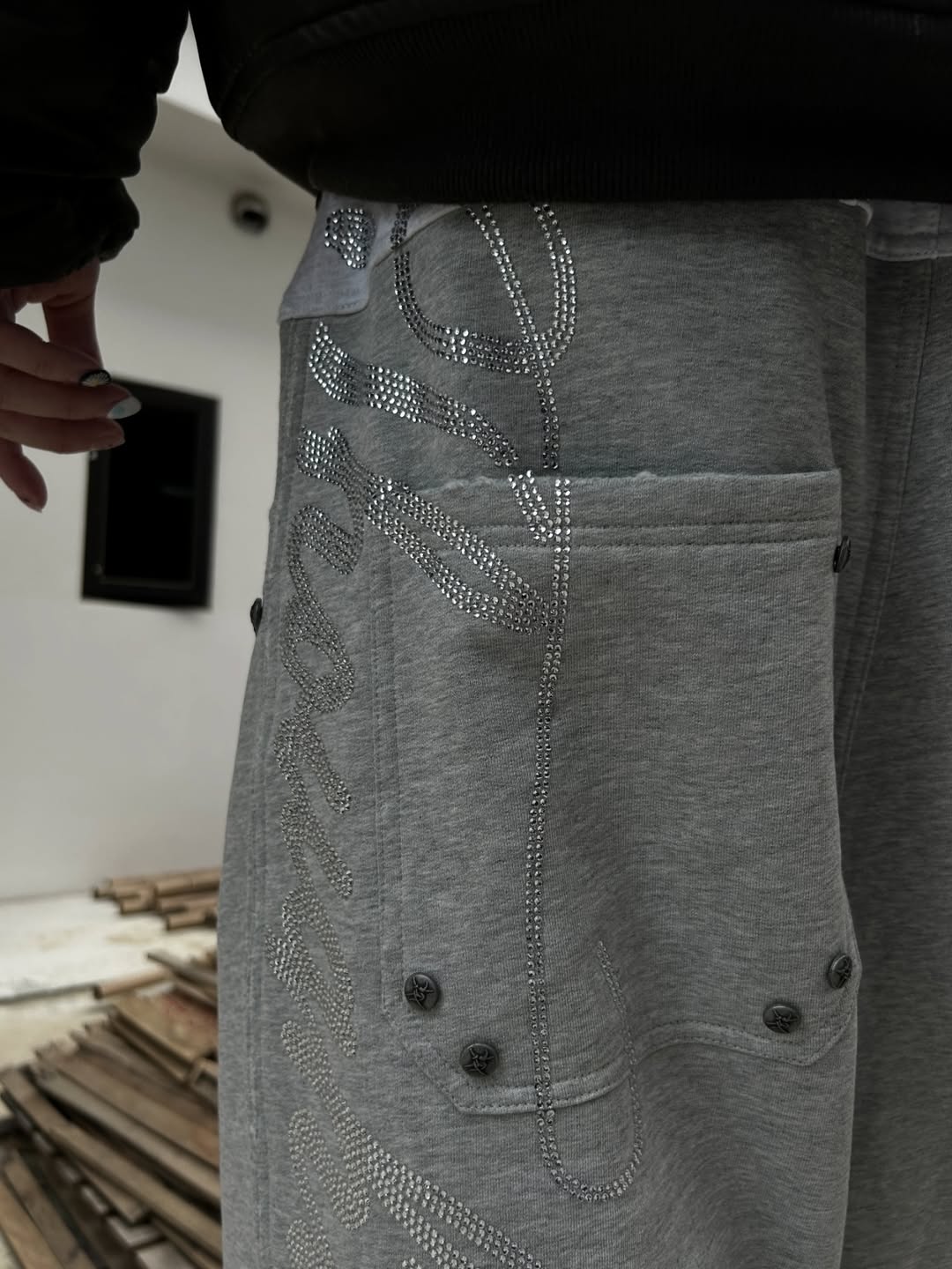 【THOUGHT WE FRIENDS】Double-Layered Sweatpants - Gray
