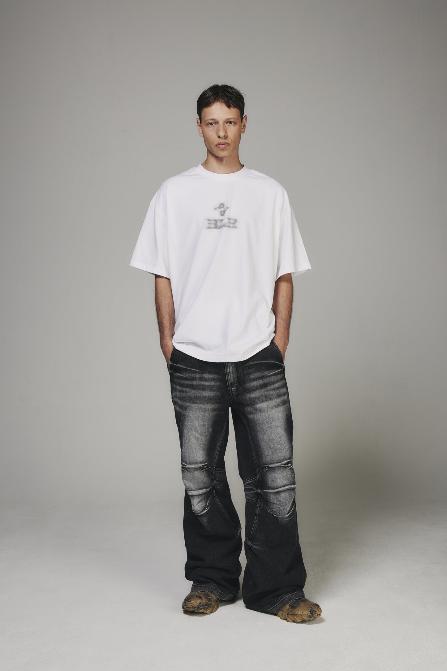 【BLR BLUER】 LOGO PRINTED OVER-FIT T-SHIRTS