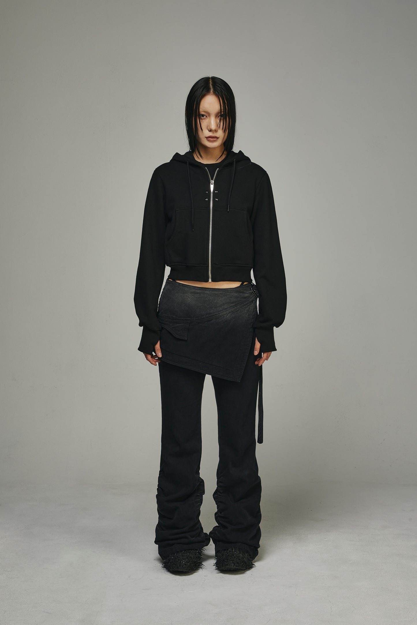 【BLR BLUER】BLR Rivet Essential Hoodie Zip-up