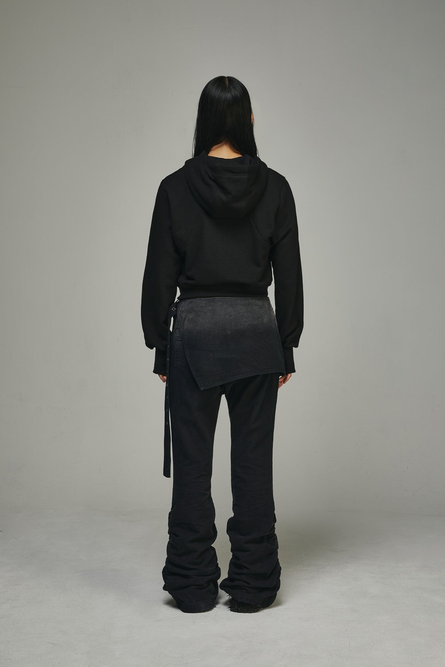【BLR BLUER】BLR Rivet Essential Hoodie Zip-up