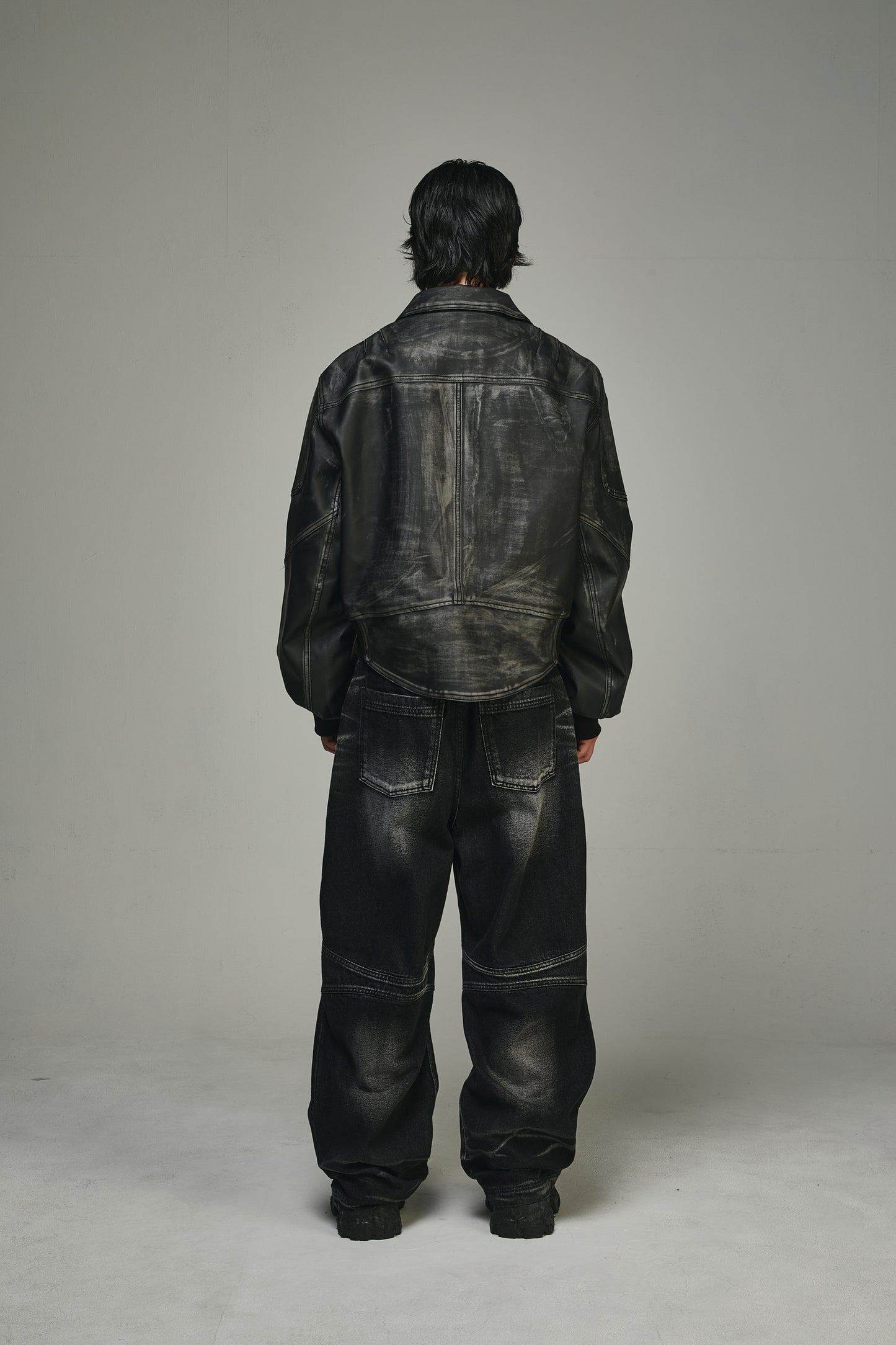 【BLR BLUER】Embossed Wave Washing Wide Denim Pants BLACK