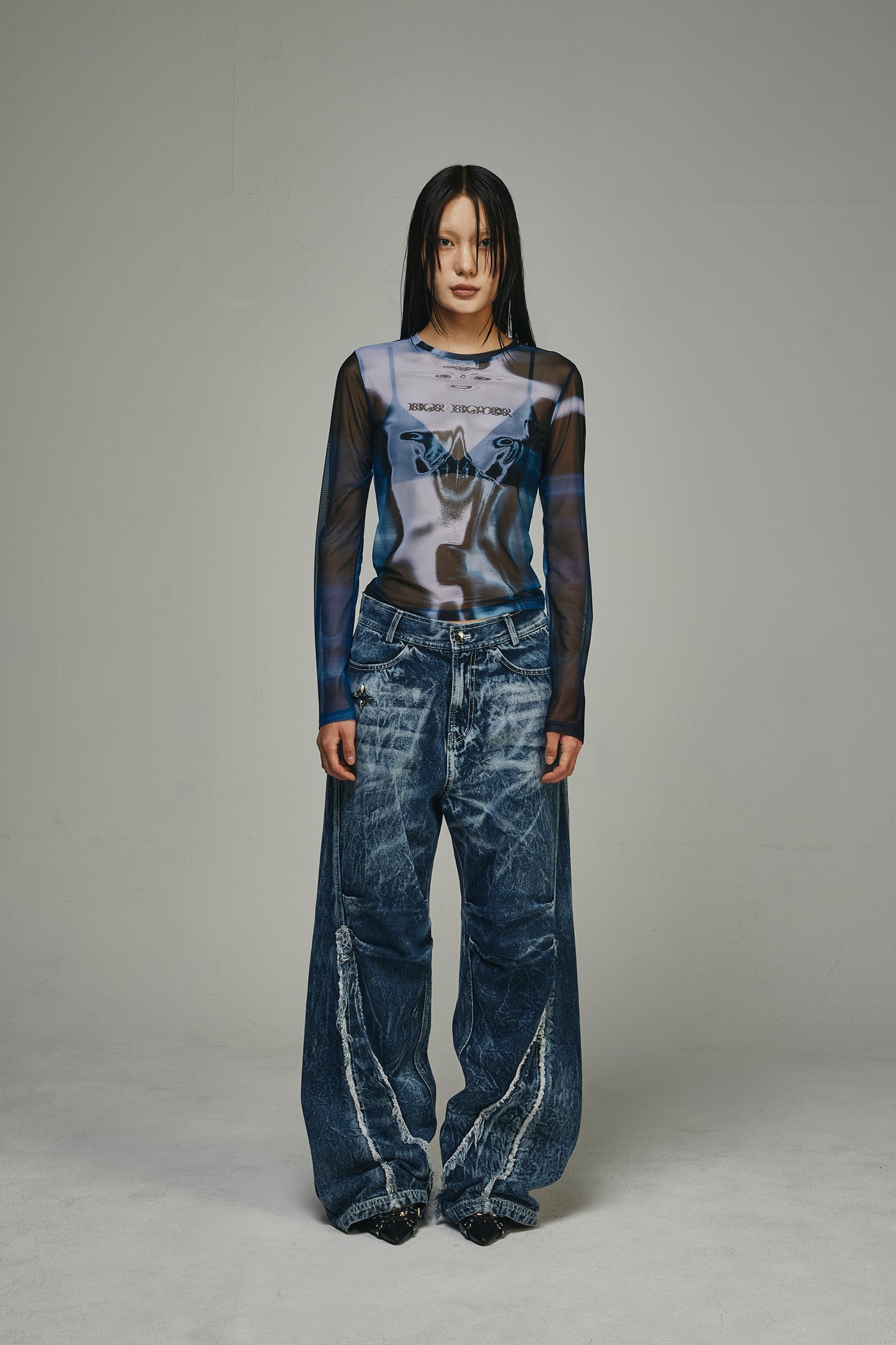 【BLR BLUER】 Curved Navy Denim Pants