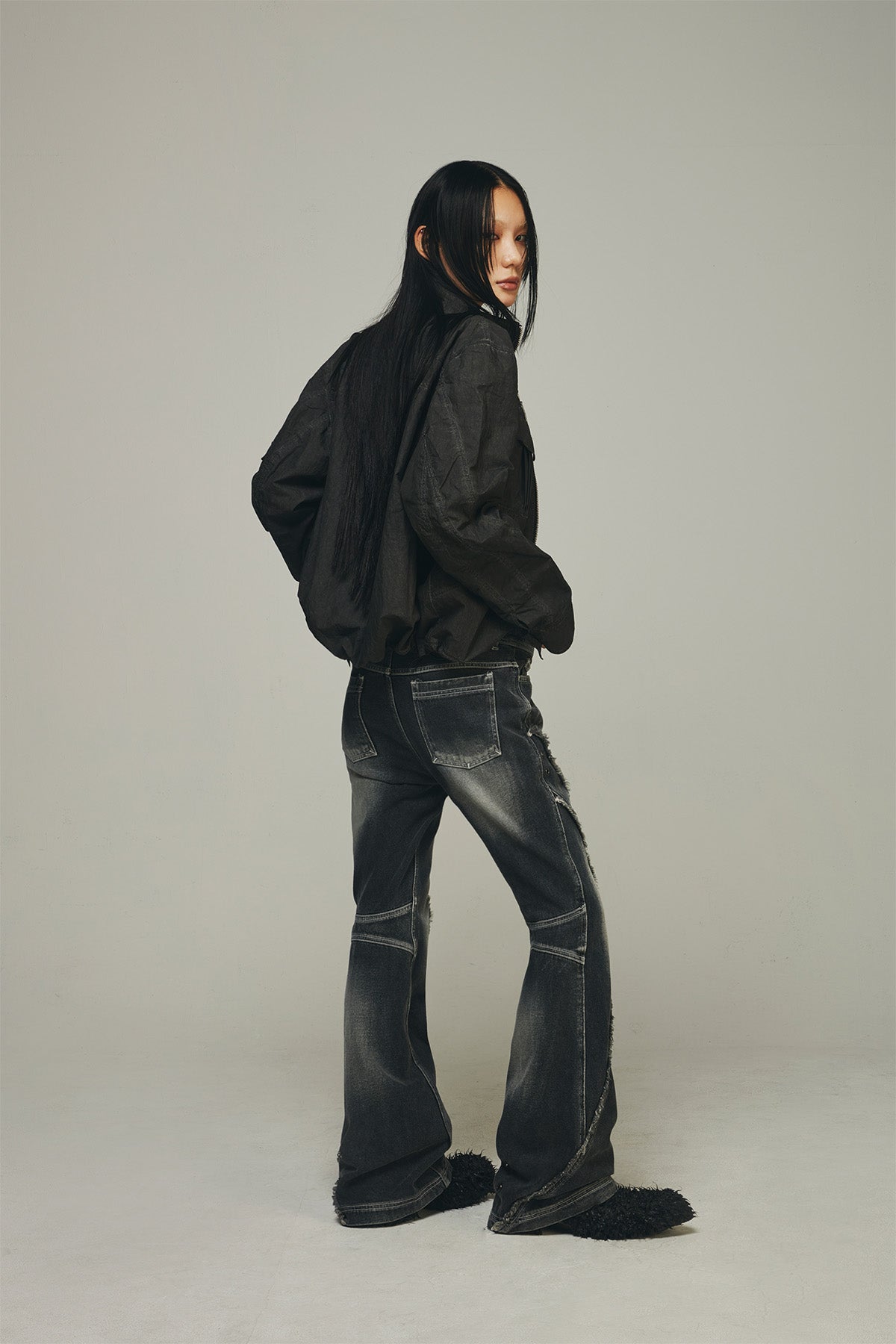 【BLR BLUER】Spiral Line Raw-cut Washing Denim Pants