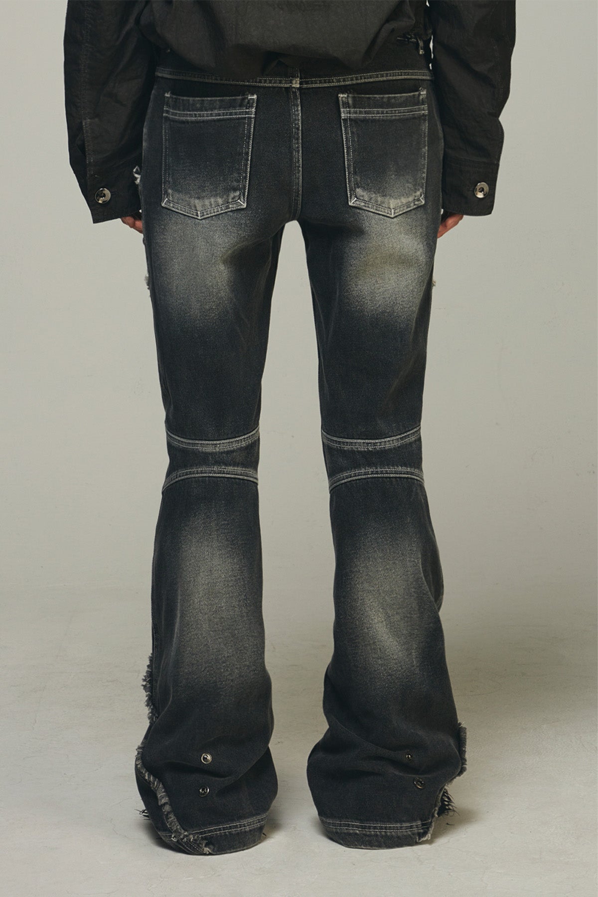 【BLR BLUER】Spiral Line Raw-cut Washing Denim Pants