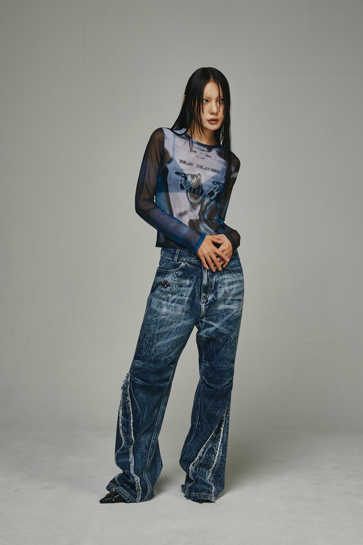 【BLR BLUER】 Curved Navy Denim Pants