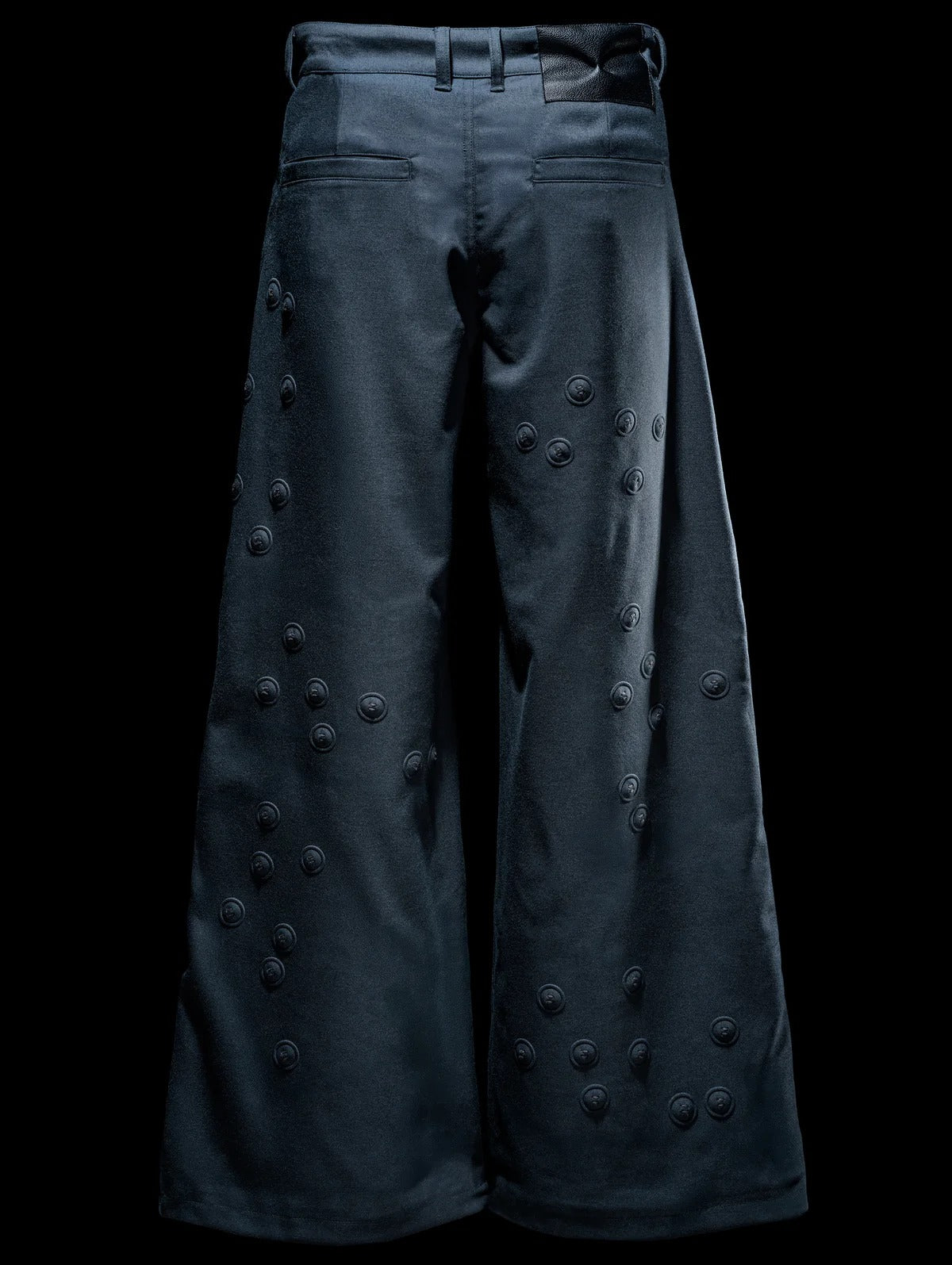 【BADSON】'BUTTONS' PLEATED PANTS