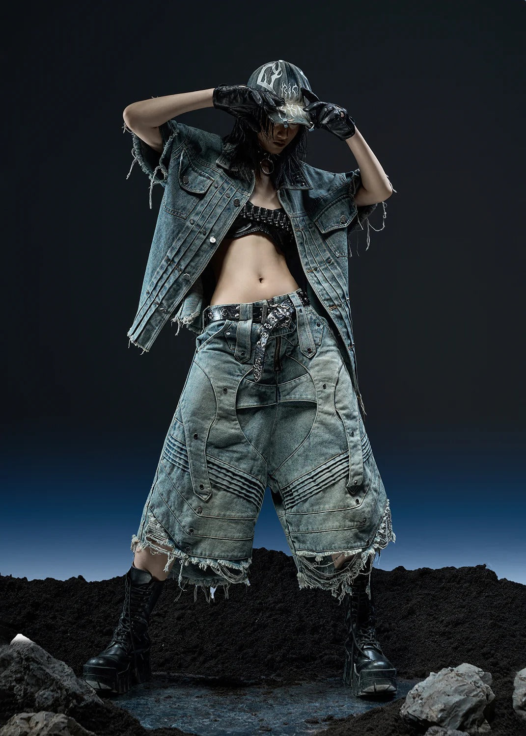 【RICH】KNIGHT WIDE DENIM WASHED SHORT