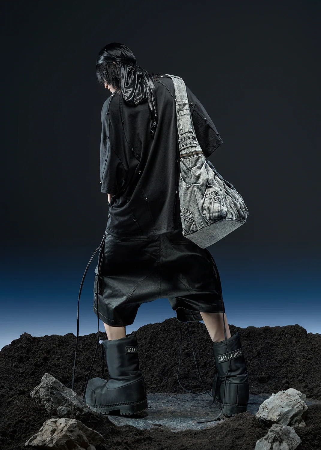【RICH】RIVETED CROSS OVER T-SHIRT