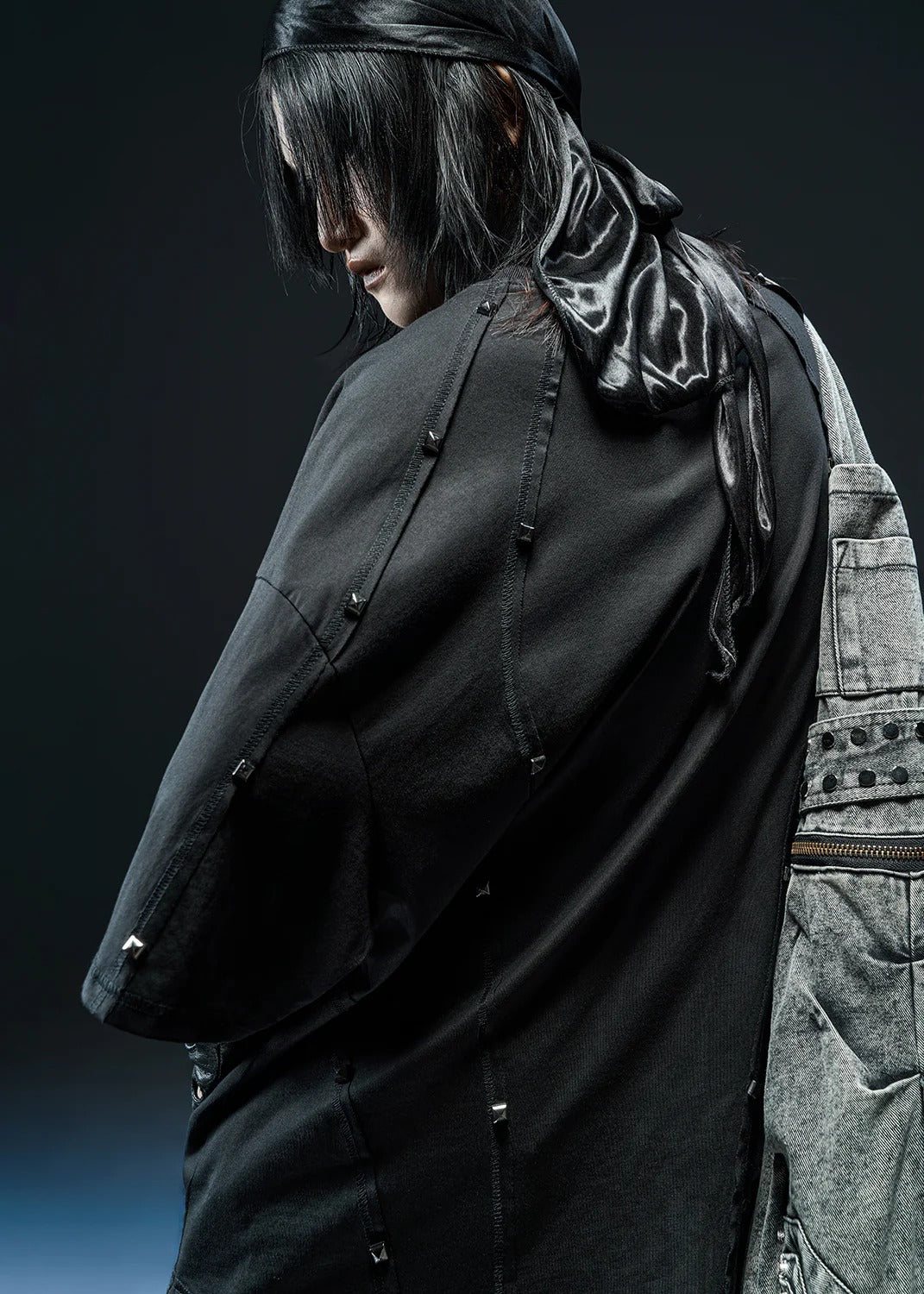 【RICH】RIVETED CROSS OVER T-SHIRT