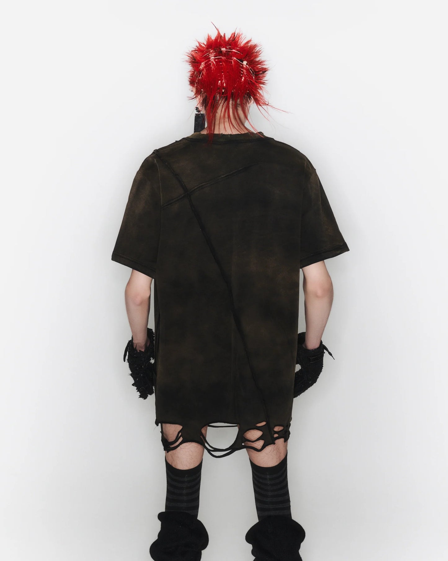 【UNIZ】Cross Knight T-Shirt
