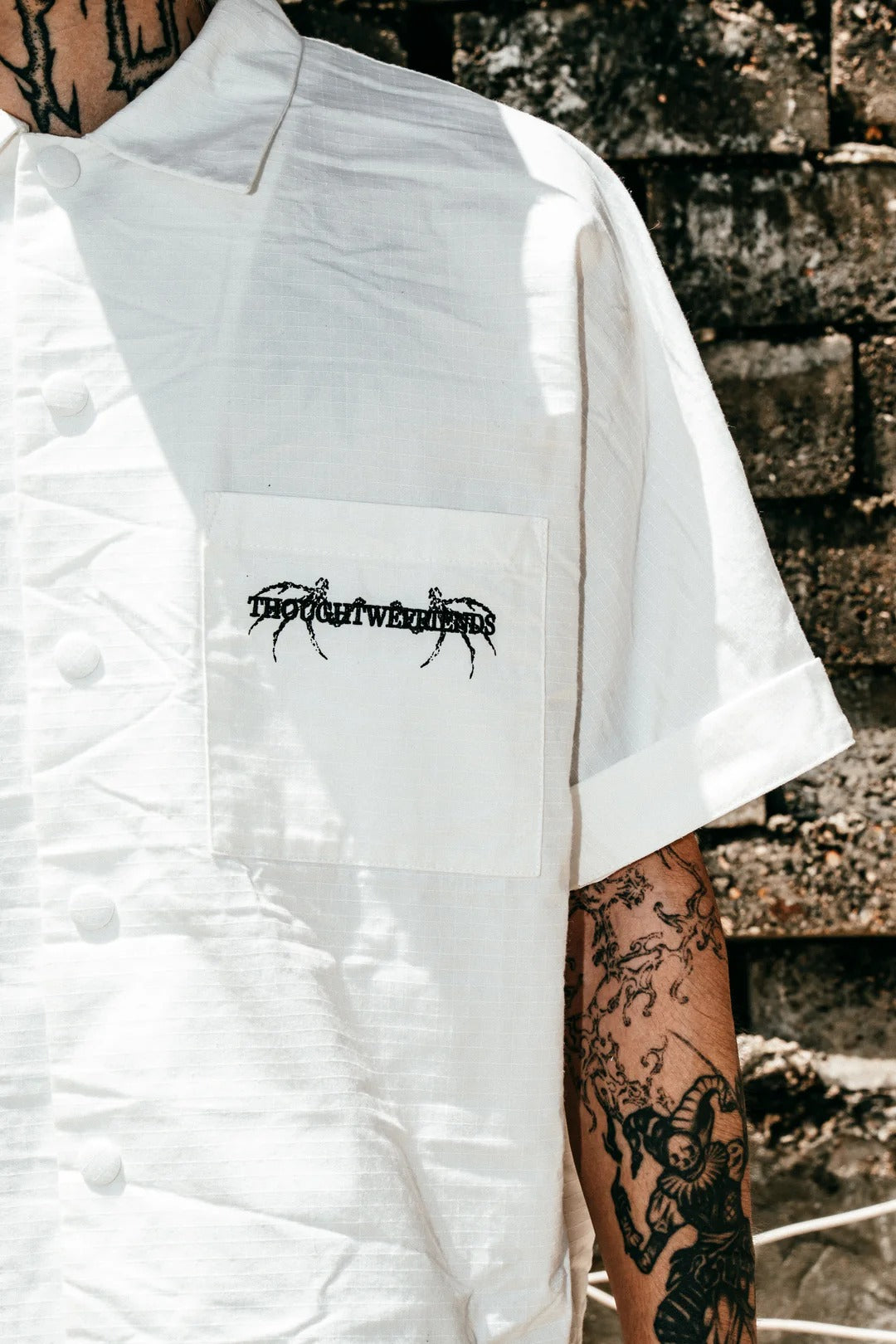 【THOUGHT WE FRIENDS】"Cassian" Embroidered Work Shirt in White