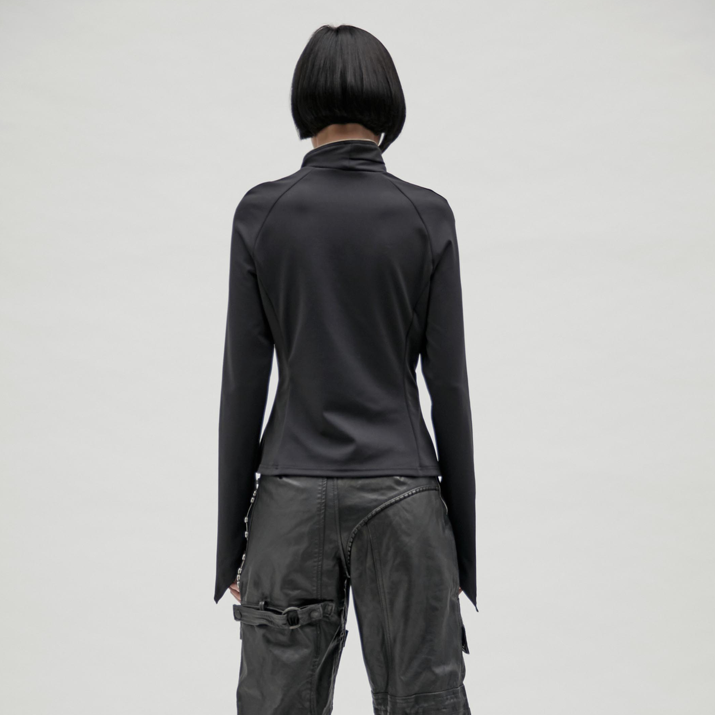 【JENN LEE】Mock Neck Drape Top
