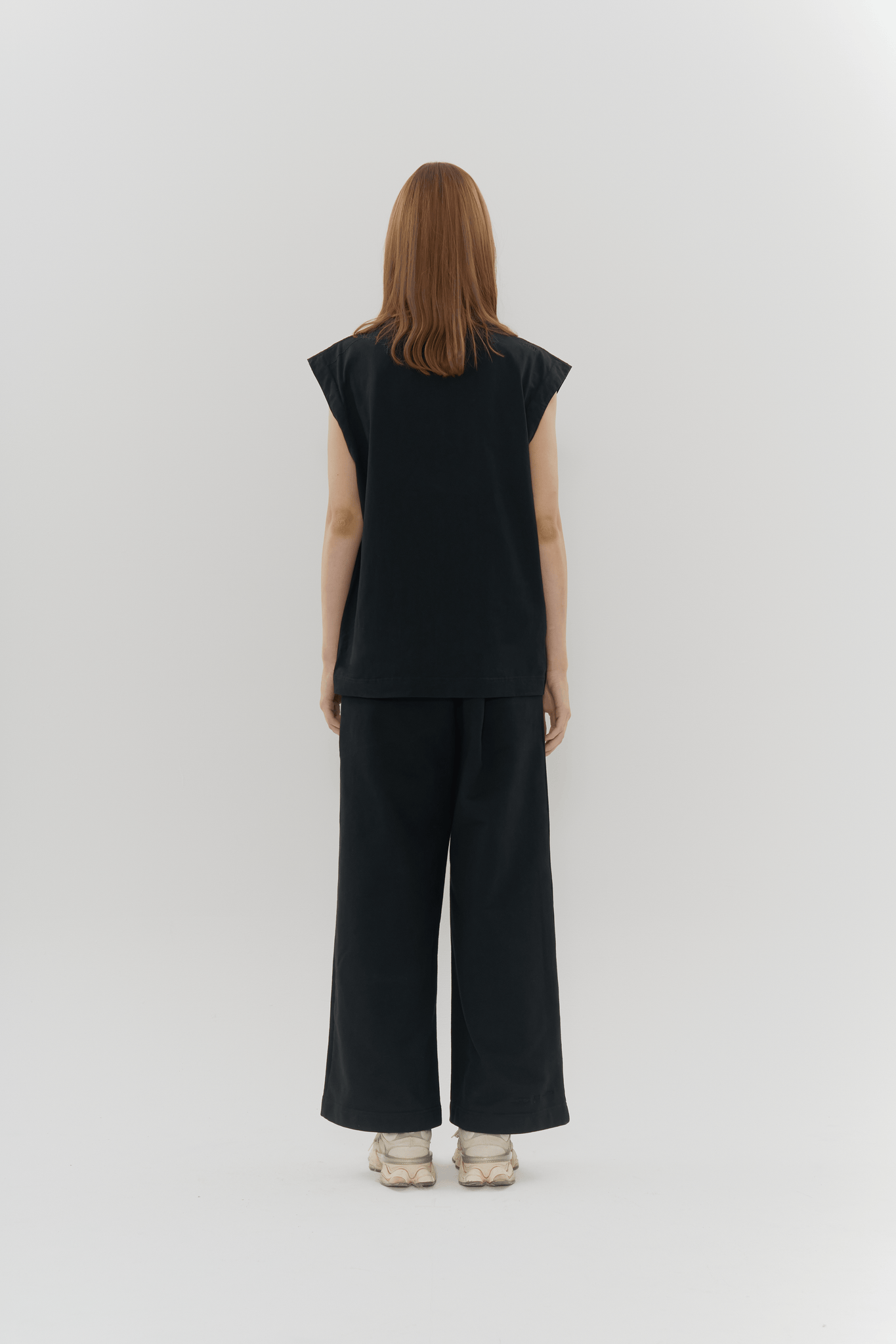【INMORIES】VEST / BLACK