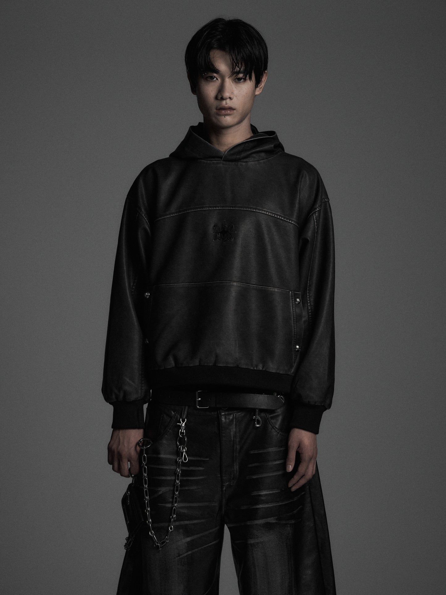 【ROSEN KREUZ】VINTAGE LEATHER SHIRRING HOODIE (WASHED GRAY)