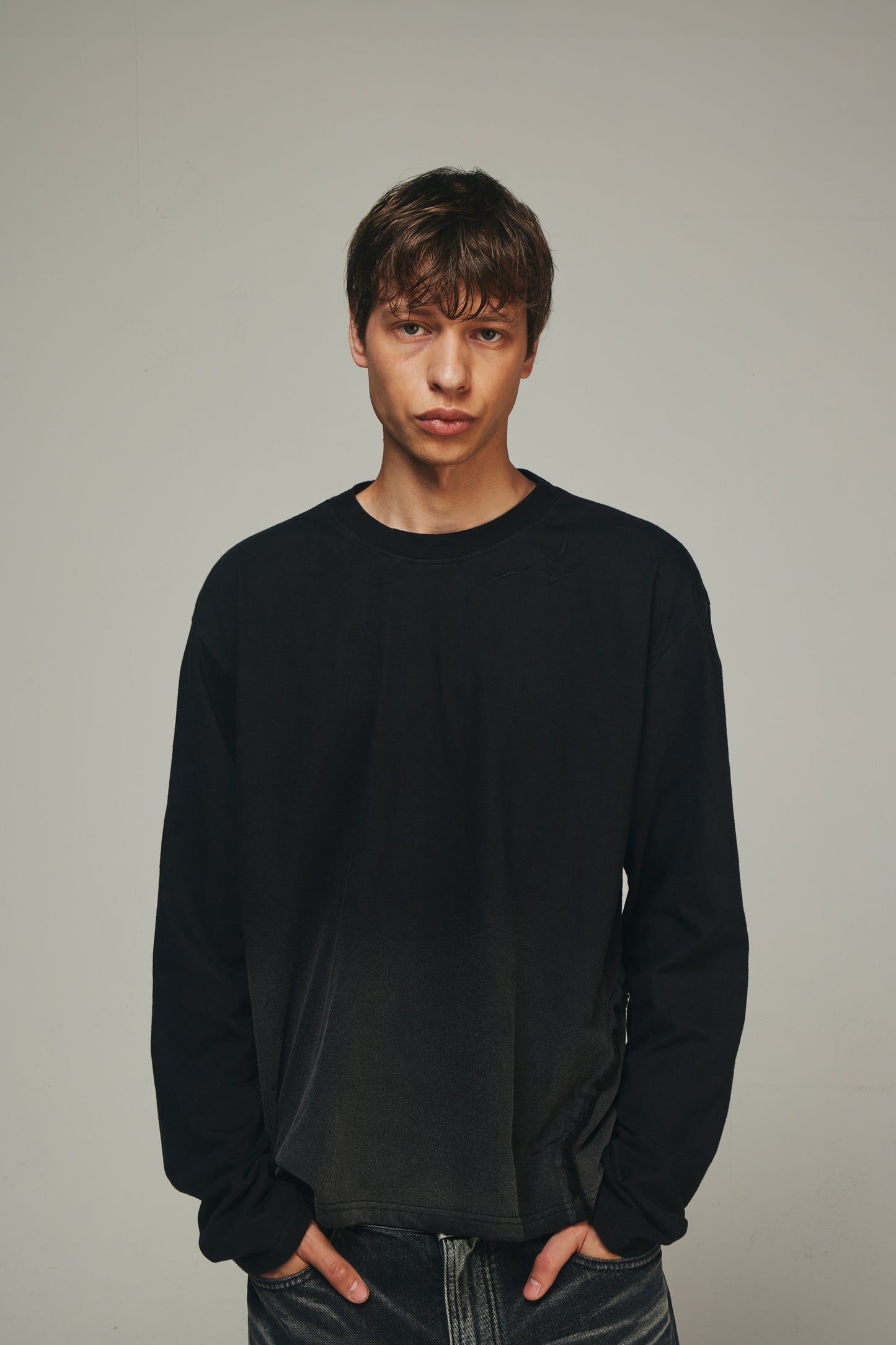 【BLR BLUER】Destroyed Gradation Washed Long Sleeve