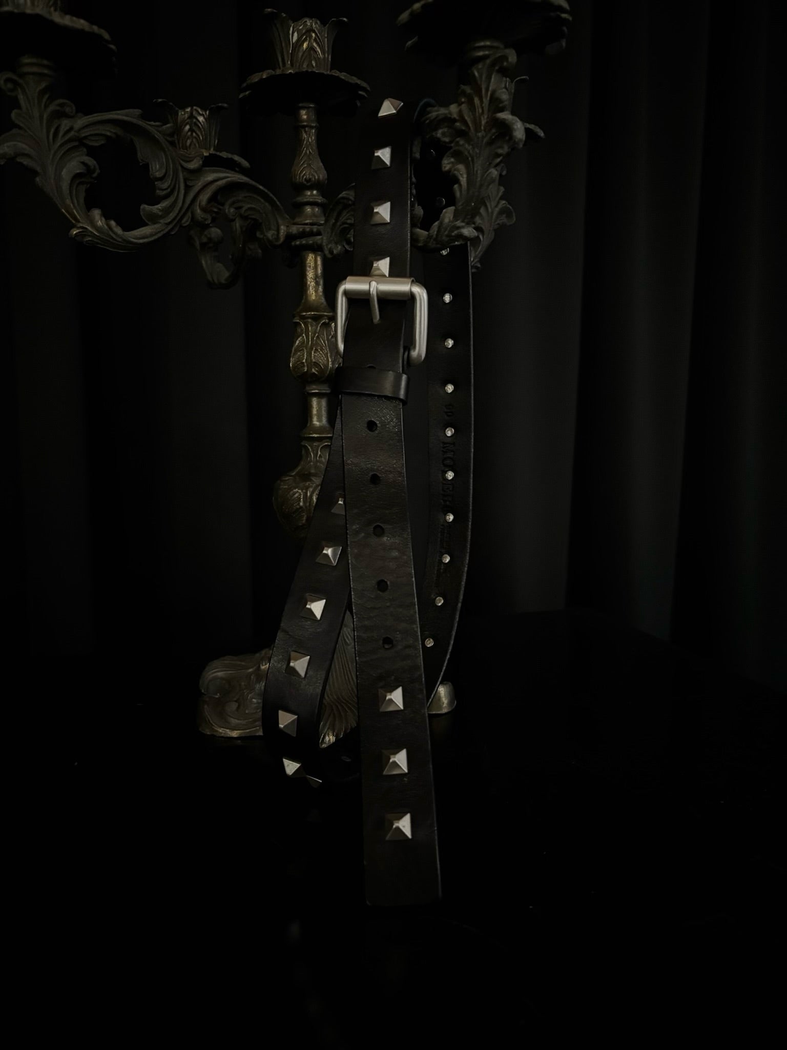 Dark Pyramid Buckle Belt
