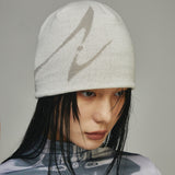 CURVED LOGO BEANIE WHITE