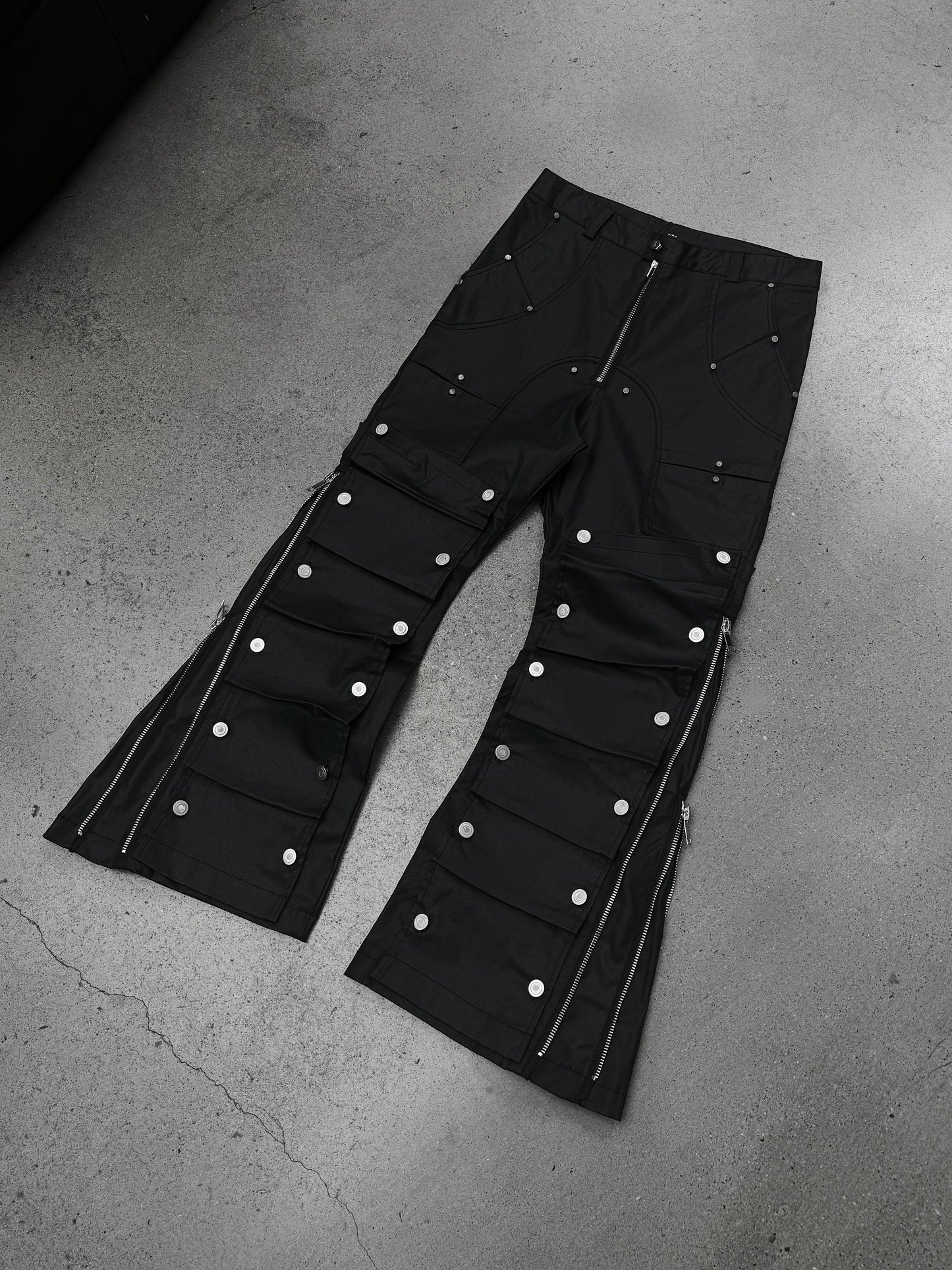 【RICH】Multi Button Denim Pants