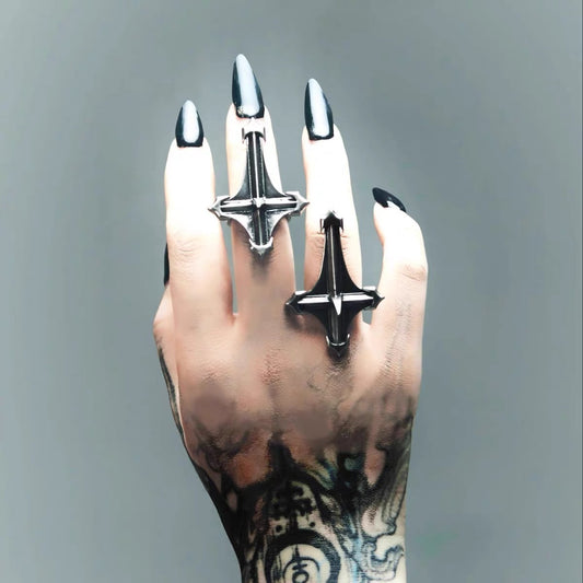 【IIIMIII】Black Painting III Barbed Cross Ring